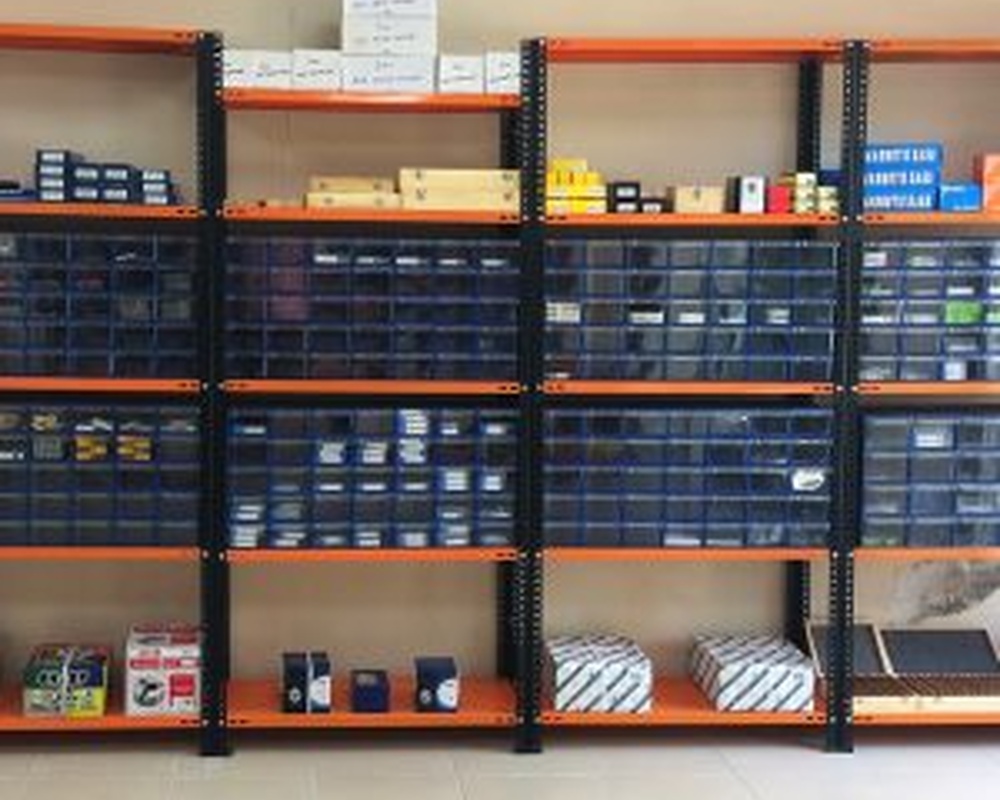 Çelik Raf Sistemleri ile Renkli ve Tematik Depolama Alanları Oluşturma