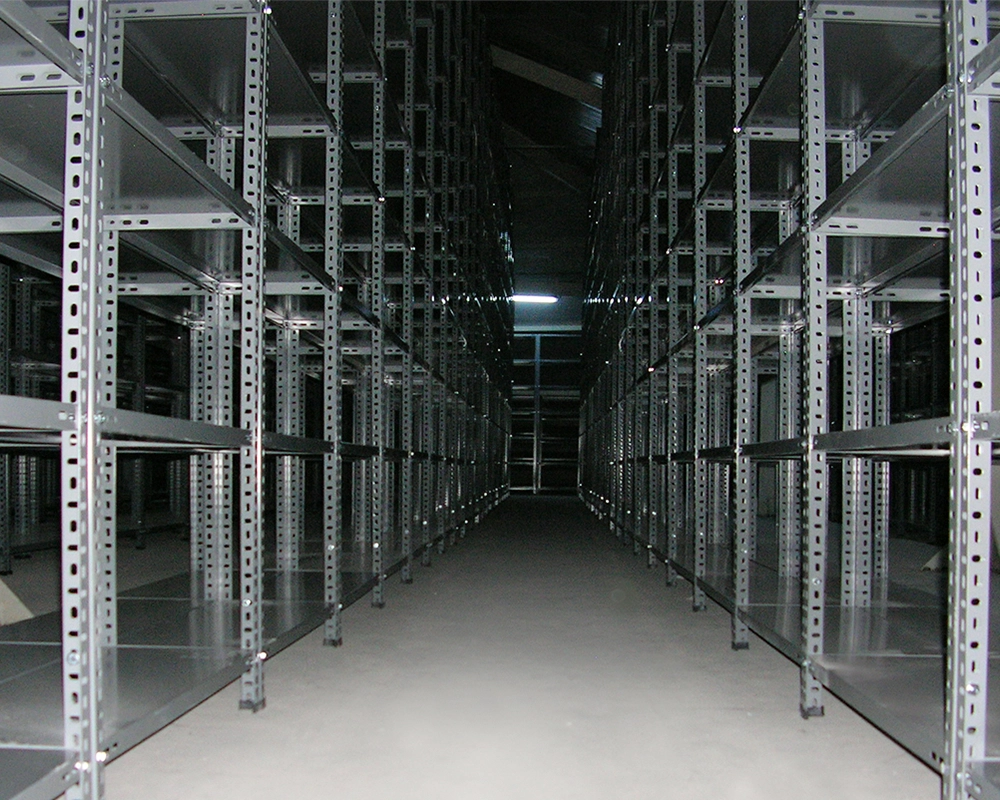 Read more about the article Çelik Raf Sistemleri Fiyatları